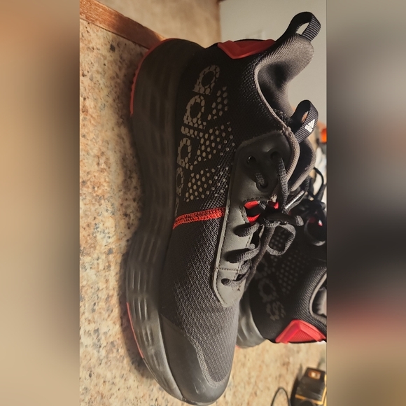 Adidas basketball sneakers - Picture 3 of 5